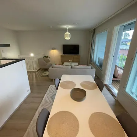 Casa Painter A 4 Bedroom Terraced House With Sauna And Parking 펜션