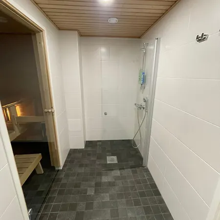 Casa Painter A 4 Bedroom Terraced House With Sauna And Parking