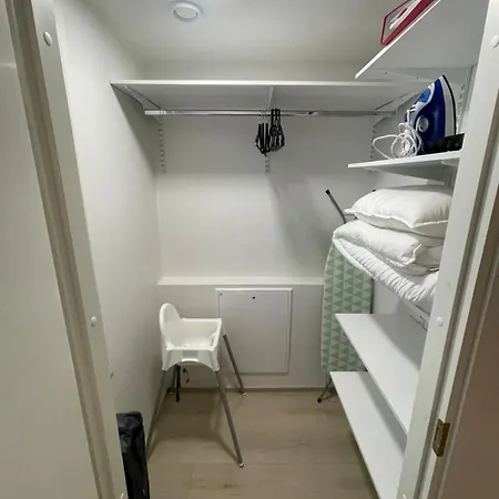 Casa Painter A 4 Bedroom Terraced House With Sauna And Parking 반타