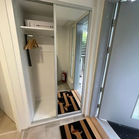 펜션 Casa Painter A 4 Bedroom Terraced House With Sauna And Parking 반타
