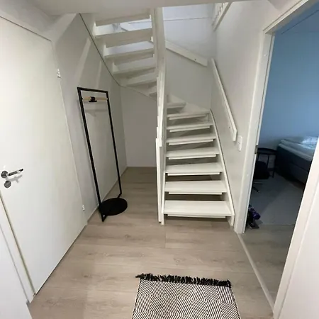 Casa Painter A 4 Bedroom Terraced House With Sauna And Parking * 반타